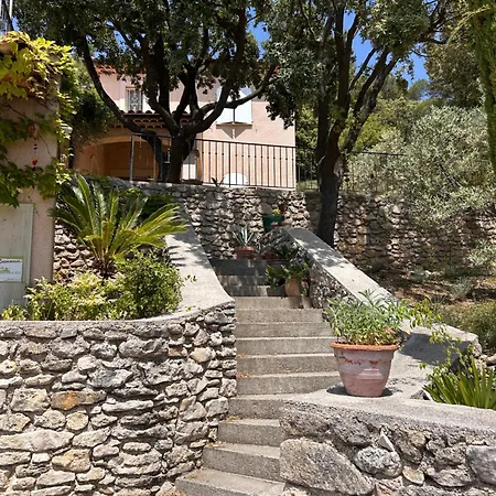Maison d'hôtes Clos Des Cassis - *