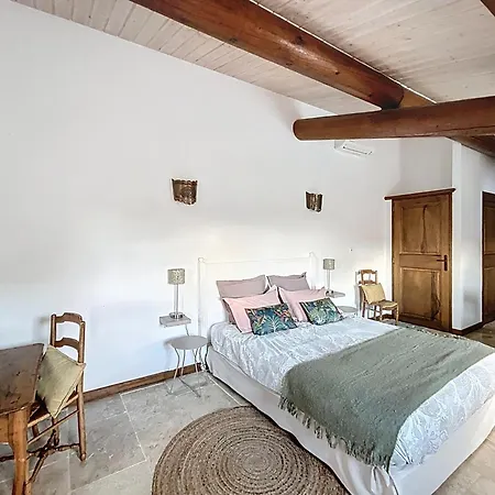 Clos Des Cassis - بيت ضيافة Villeneuve (Alpes-de-Haute-Provence)