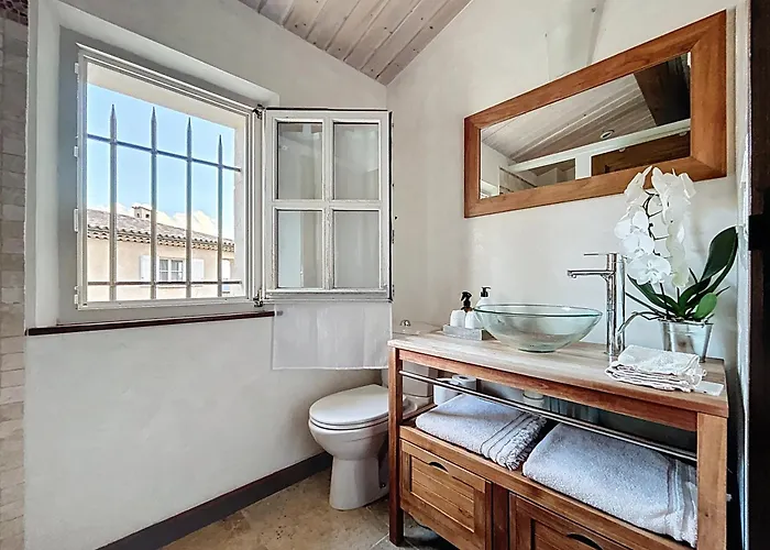 Affittacamere Clos Des Cassis - 3*